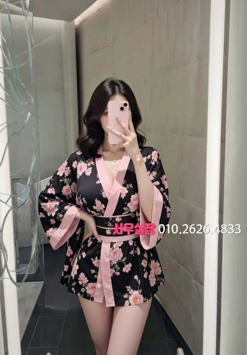 명동 다국적 프리미엄 라인업 2번 프로필