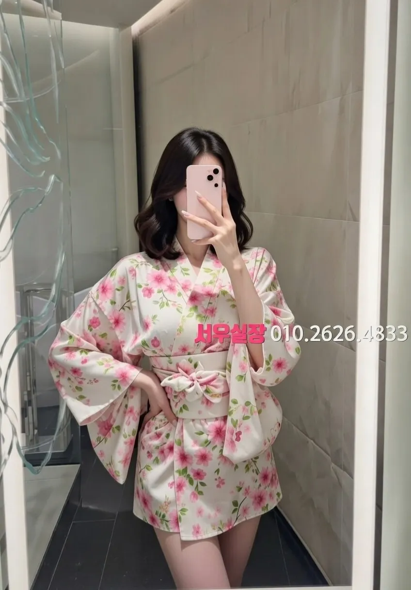 명동 쓰리노 프리미엄 라인업 40번 프로필