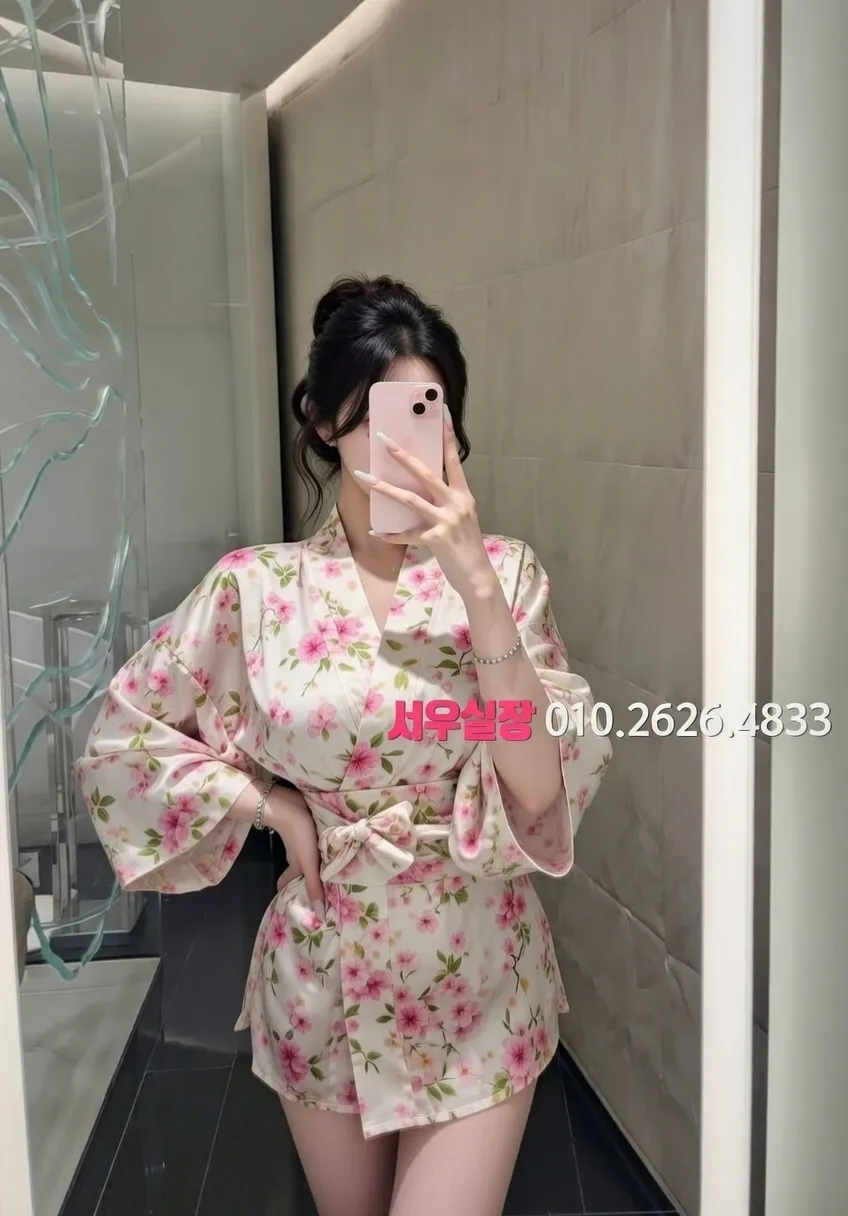 명동 베트남노래방 프리미엄 라인업 15번 프로필