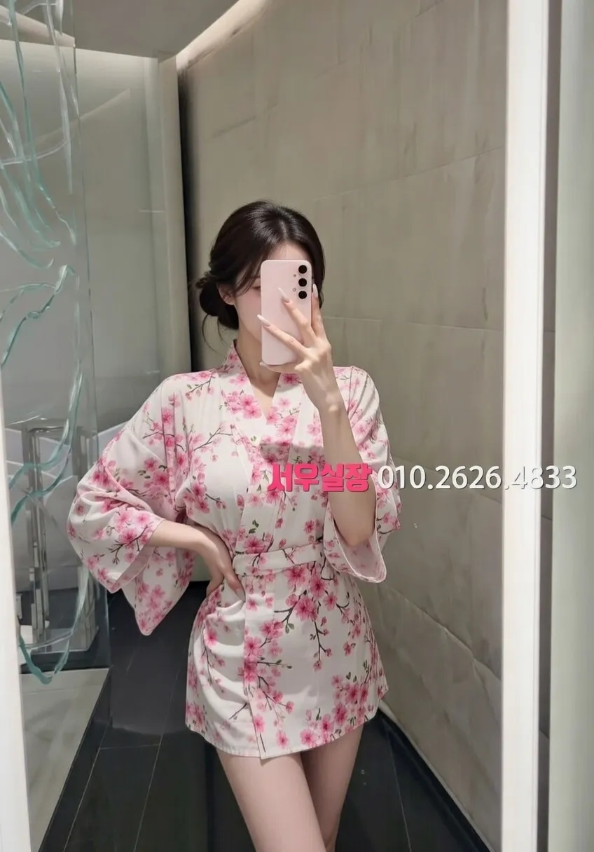 명동 노래클럽 프리미엄 라인업 32번 프로필